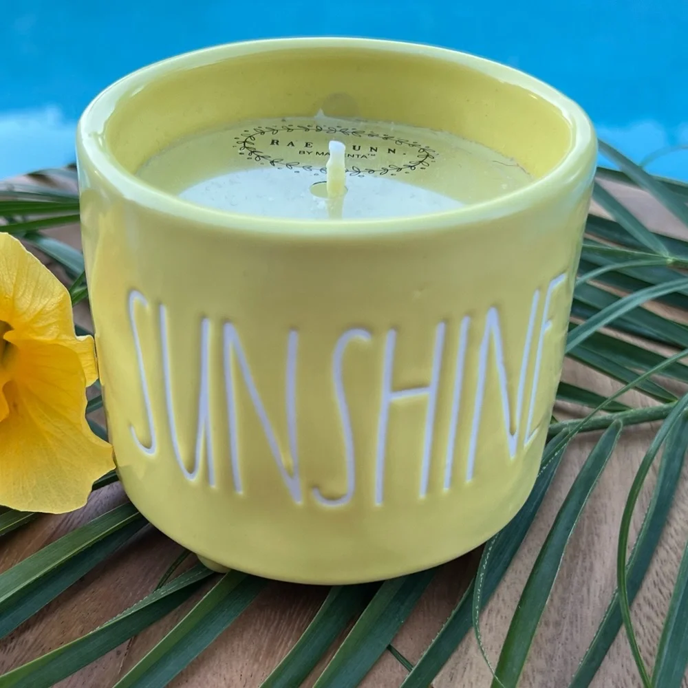 ❌SOLD❌ Rae Dunn NWT SUNSHINE Golden Sands Citronella Outdoor Candle Yellow11.4oz - Picture 6 of 10